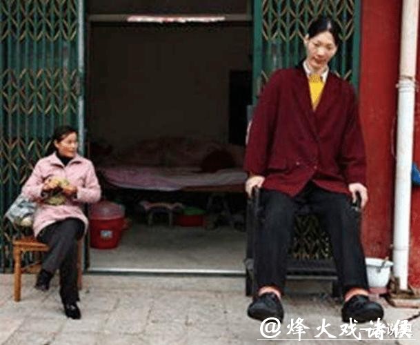 中国第一女巨人:身高2.48米,比姚明还高22公分,遗体至今保存 中国第一女巨人:身高2.48米,比姚明还高22公分,遗体至今保存